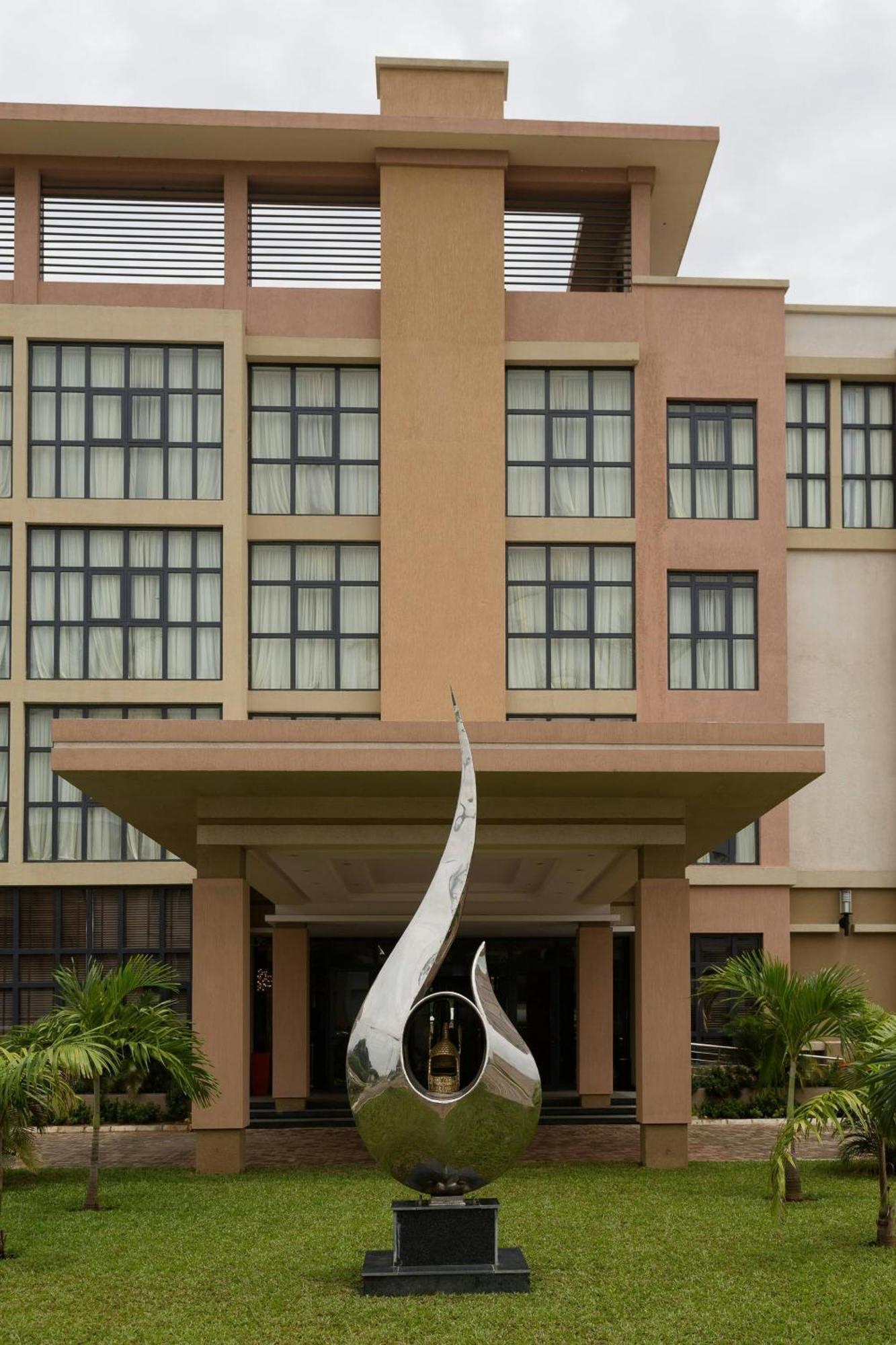 Protea Hotel By Marriott Benin City Select Emotan Exterior foto
